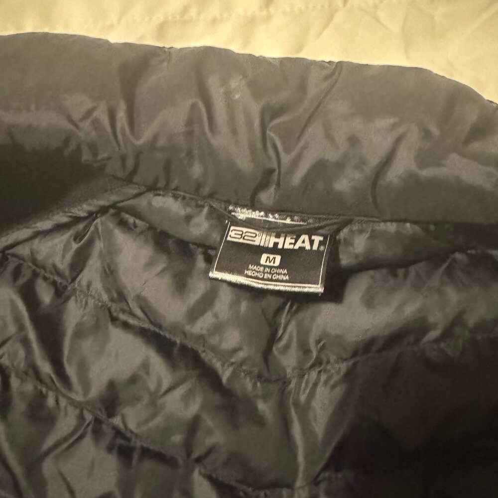 32 Degrees Black Puffer Woman's Jacket - Picture 2 of 2